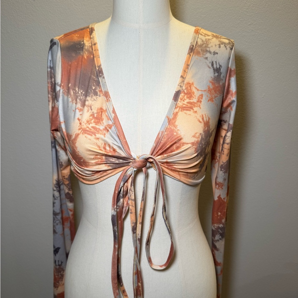 Tie-Dye Long Sleeve Crop Top